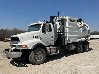 Guzzler on 2006 Sterling L9500 6x4 Hi-Rail Camion pelleteuse sous vide