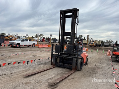 2015 Toyota 8FG80U 15500 lb Cushion Tire Gabelstapler