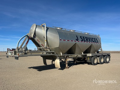 2009 Tremcar 1410 cft Tri/A Pneumatic Bulk Trailer