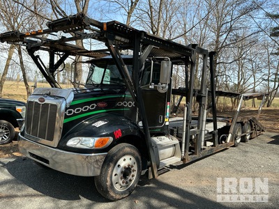 2013 Peterbilt 348 Autotransporter