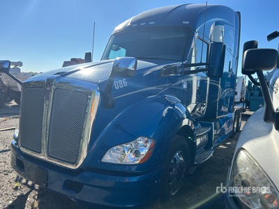 2019 Kenworth T680 6x4 Ciągnik siodłowy T/A z kabiną sypialną