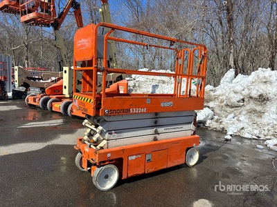 2019 Snorkel S3226E Electric シザーリフト