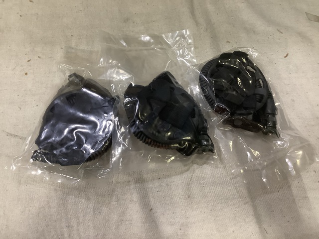 (208) Ceia 43667 Headphones