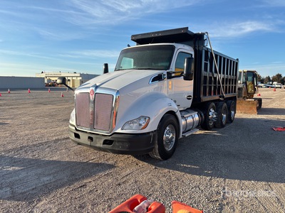 2018 Kenworth T680 8x4 Tri/A Dump Truck