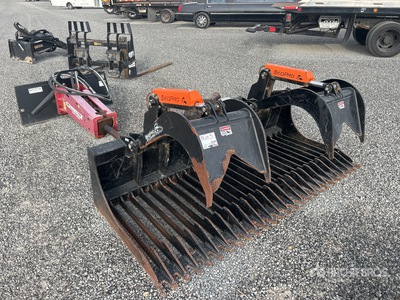 SkidPro 84 in Extreme Duty Skid Steer Grapple Bucket - Fits John Deere 333G