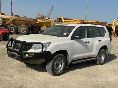 2018 Toyota Prado 150L 4x4 を見 SUV