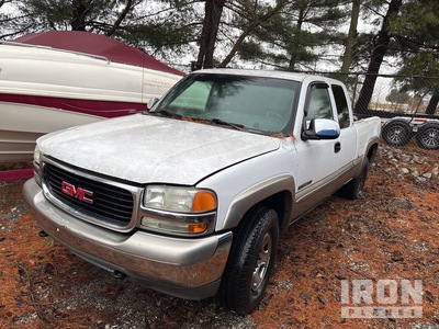 2001 Chevrolet 2500 4x4 Extended Cab Pickup