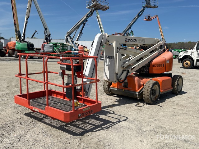 2017 Snorkel A46JE 2WD Electric Articulating Boom Lift