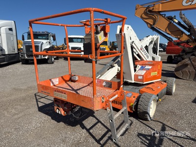 2017 Snorkel A38E Piattaforma monobraccio articolata