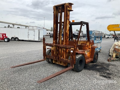 Cat V150 Pneumatic Tire Forklift (Inoperable)