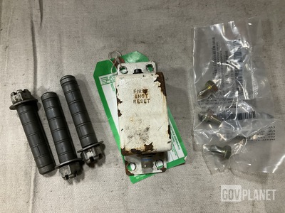 (3) Straight Headed Pins, (5,319) Hexagon Head Cap Screws & Assorted Items