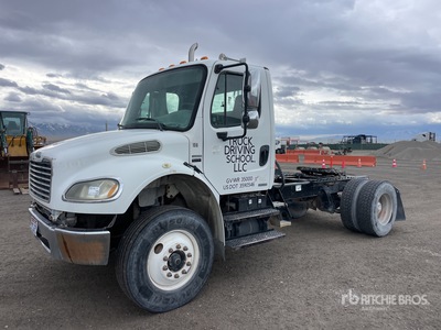 2005 Freightliner M2 106 4x2 Tracteur routier