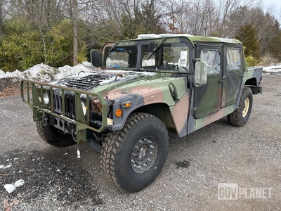 2008 AM General M1097R1 HMMWV 4 Door Soft Top w/Truck Body
