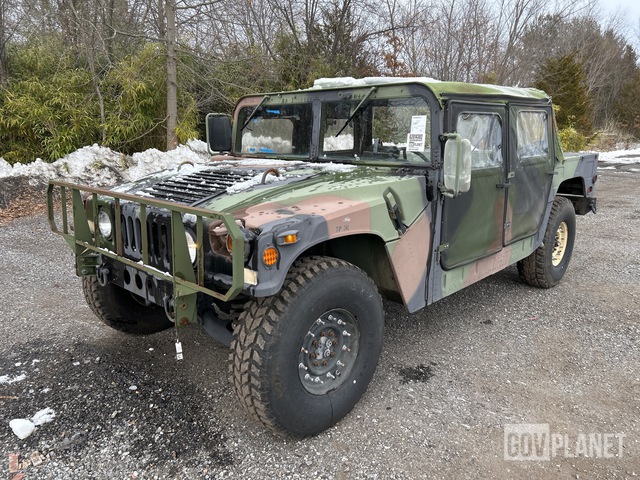 2008 AM General M1097R1 HMMWV 4 Door Soft Top w/Truck Body