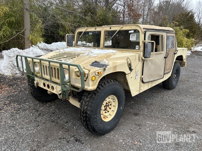 2008 AM General M1097R1 HMMWV 4 Door Soft Top w/Truck Body