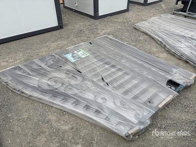 suhivelee 14 ft Wrought Iron Bi-Parting Driveway Gate (Unused)