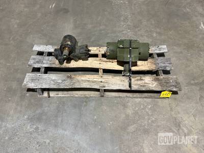 (2) Steering Gear Boxes