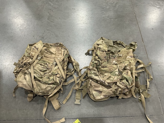 (39) Field Packs