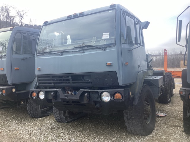 1997 Stewart-Stevenson 6x6 T/A Cabover Day Cab