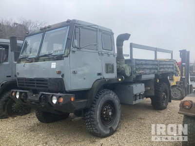 1997 Stewart شاحنة نقل LMTV 4x4