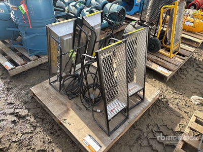 Quantity of (4) Enerco Radiateur