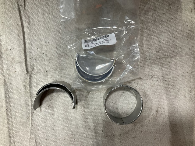 (134) Cat 7C-6977 Sleeve Bearings