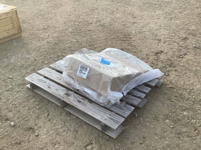 (2) Oshkosh 2022170 Battery Box Covers