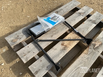 Luverne Truck Equipment 158-OMC-81-GDV Mirror Assembly