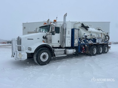 2010 Westech on 2011 Kenworth T800 8x6 Sleeper Combination Wash/ Vacuum Tanker Truck