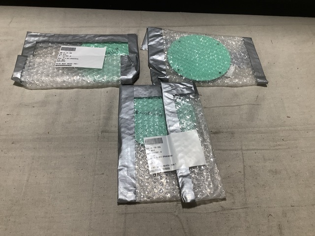 (65) Boeing 7-311113507-33 Access Covers