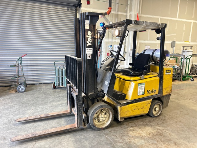 Yale GLC060TENUAE083 5500 lb Cushion Tire Forklift