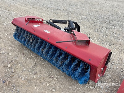 Case BR172 72 in Sweeper Attachment
