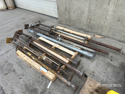 Quantity of (9) Miscellaneous Jack Posts