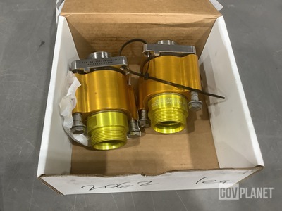 (2) Eaton AE82291P Quick Disconnect Coupling Assemblies