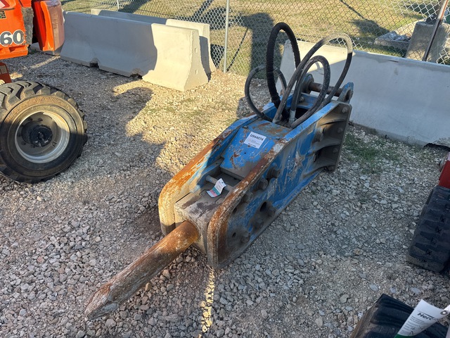 Okada ORV1500 12 in Hydraulic Breaker