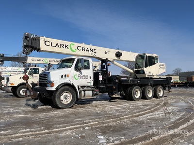 National 18127 40 ton on 2009 Sterling L7500 8x6 Tri Drive Boom Truck