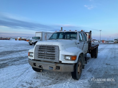 1995 Ford F-800 平台トラック