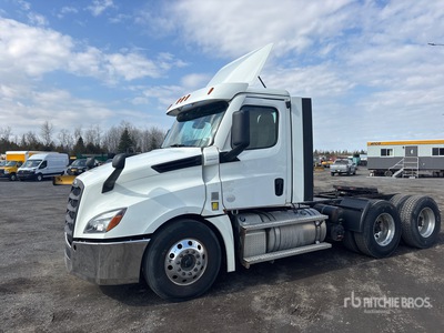 2021 Freightliner Cascadia 126 6x4 T/A Dagcabine Trekker