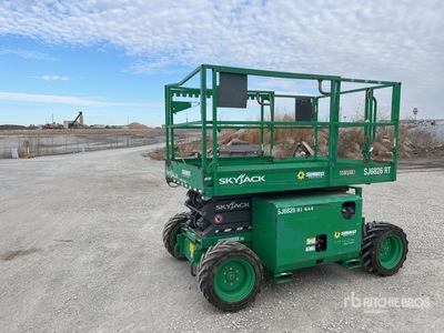 2016 Skyjack SJ6826 RT 4x4 Diesel Piattaforma aerea verticale