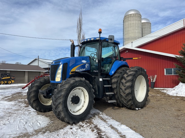 2010 New Holland T8020 4WD Tractor