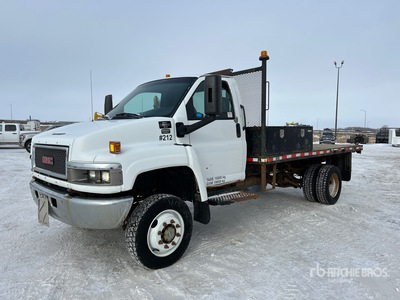 2006 GMC C5500 4x4 Camión Caja Abierta