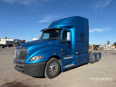 2020 International LT625 6x2 T/A Sleeper Truck Tractor