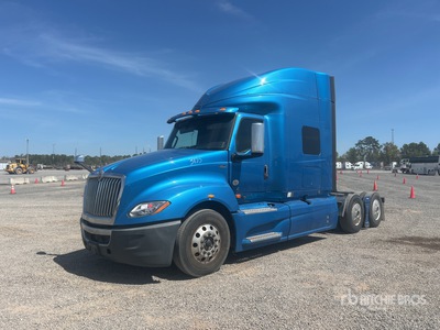 2020 International LT625 6x2 تراكتور شاحنة كابينة النوم (ثنائية المحور)