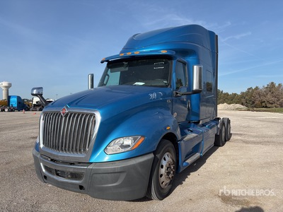 2020 International LT625 6x2 T/A Sleeper Truck Tractor