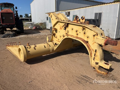 Cat Gooseneck Assy - Fits Cat 623B