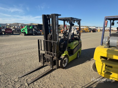 Clark C250L 4800 lb Cushion Tire Forklift