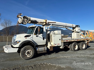 Altec D3060A B on 2011 International Workstar 7600 SBA 4x2 Camion pelle