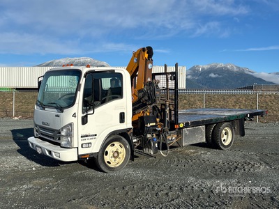 Effer 65 5035 lb Knuckle Boom on 2017 Isuzu NRR 4x2 Camión Grúa