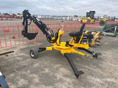 IKETA PCB-423 Tow-Behind Spider Mini Excavator (Unused)
