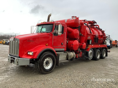 2009 Kenworth T800 8x4 Vacuum Tanker Truck